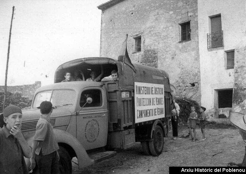 10872 Protecció de menors [1951]