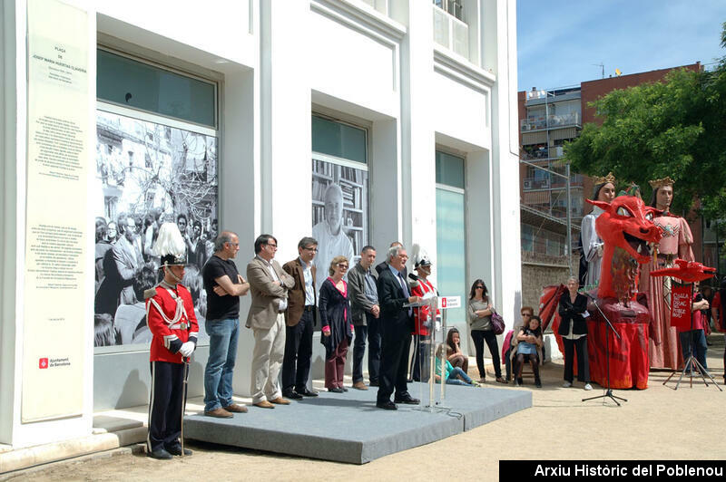 12558 Plaça Huertas 2013