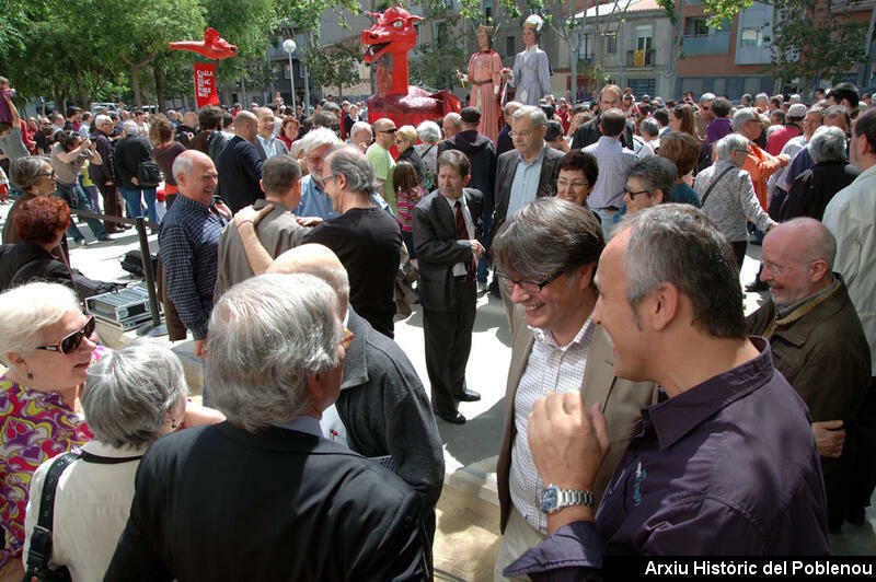 12562 Plaça Huertas 2013