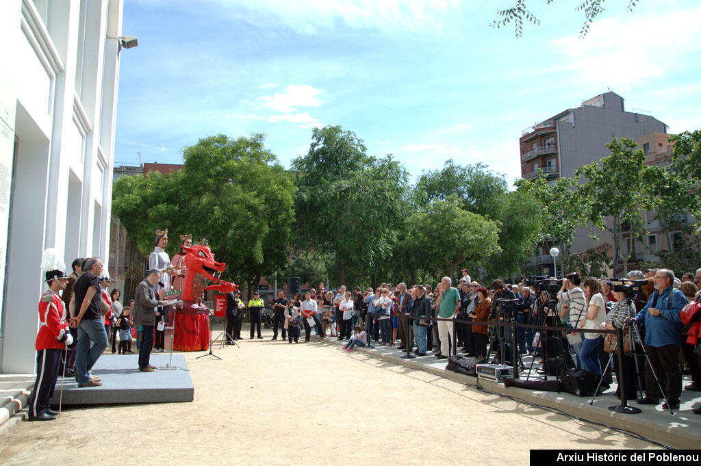 12555 Plaça Huertas 2013