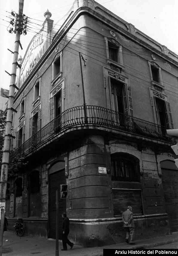 00464 La Artesana 1978