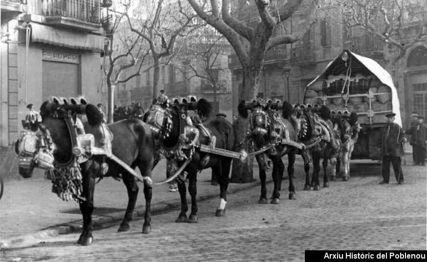 07723 Els tres tombs 1944