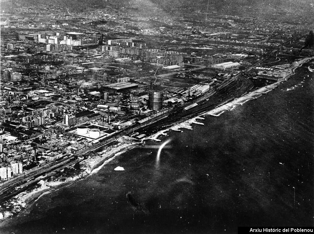 01933 Panoràmica del Poblenou [1972]