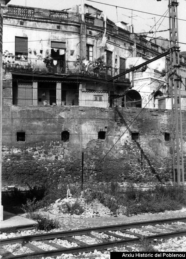 03020 Tren i barri Icària 1977