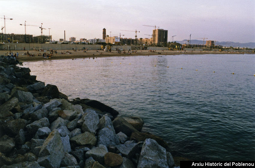 04628 Platja de la Mar Bella 1999