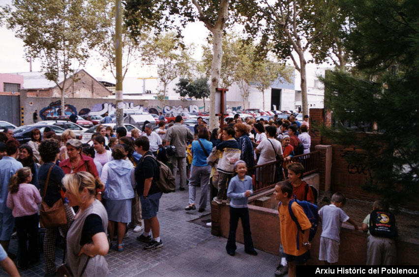 04925 Escola Brasil 2001