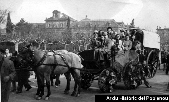 05694 Tres Tombs [1950]