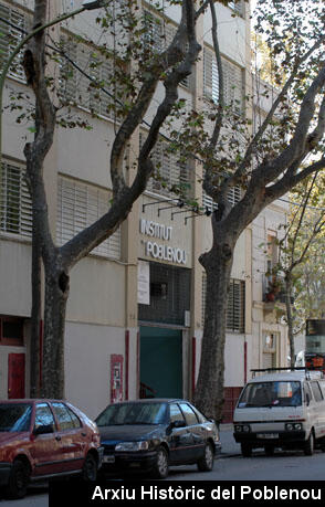 06441 Institut Poblenou 2004