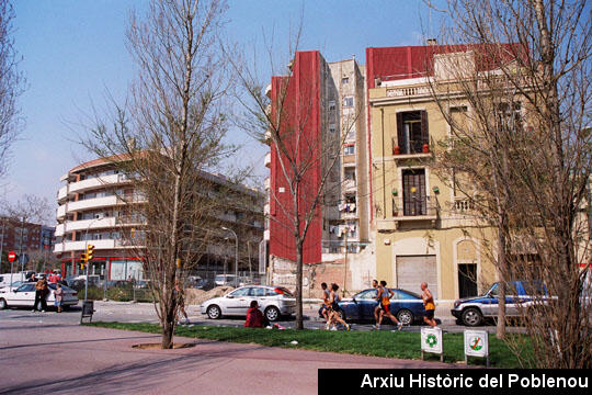 07061 Passeig Taulat 2004