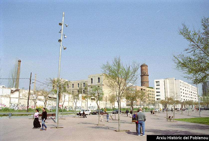 07065 Passeig Taulat 2004