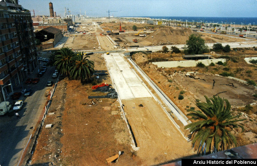 09075 Passeig Taulat 1998