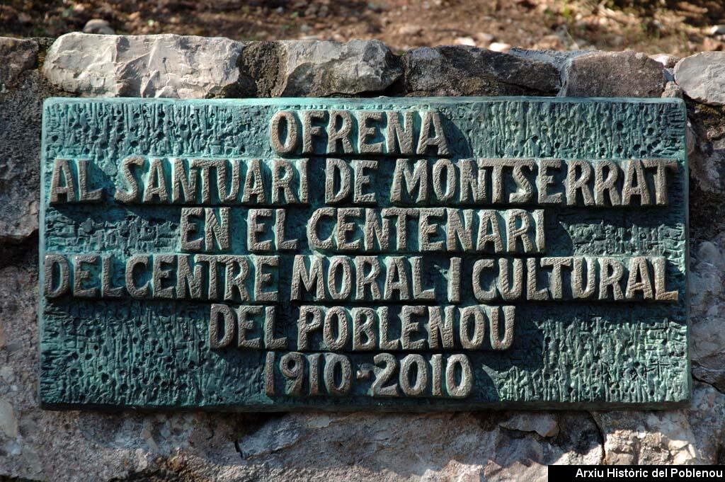 09700 Escultura de Ricart a Montserrat 2009