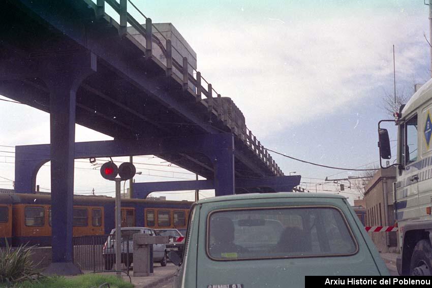 09880 Pont a av Icària [1985]