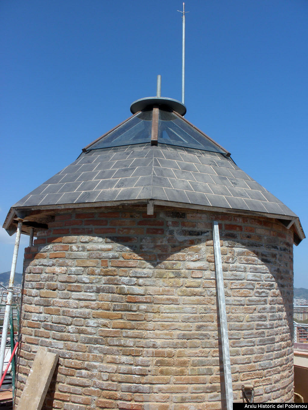 12472 Torre de les aigües 2011