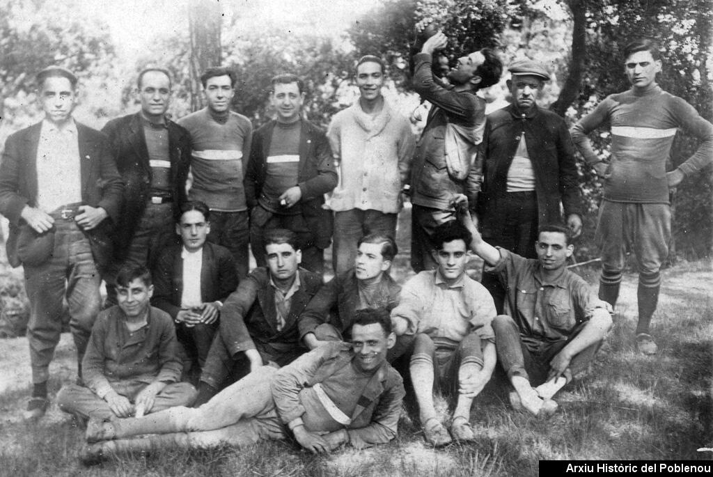 13517 Agrup Ciclista Poble Nou 1927