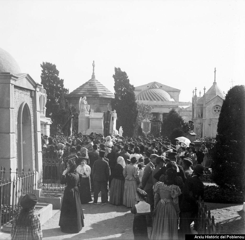 13904 Cementiri de l'est [1900]