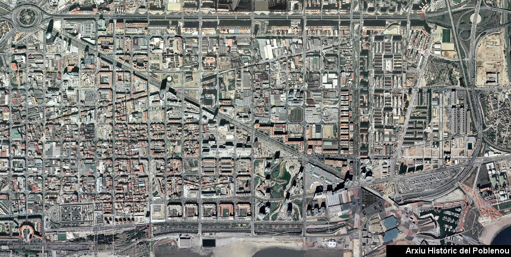 15852 Poblenou Google 2006