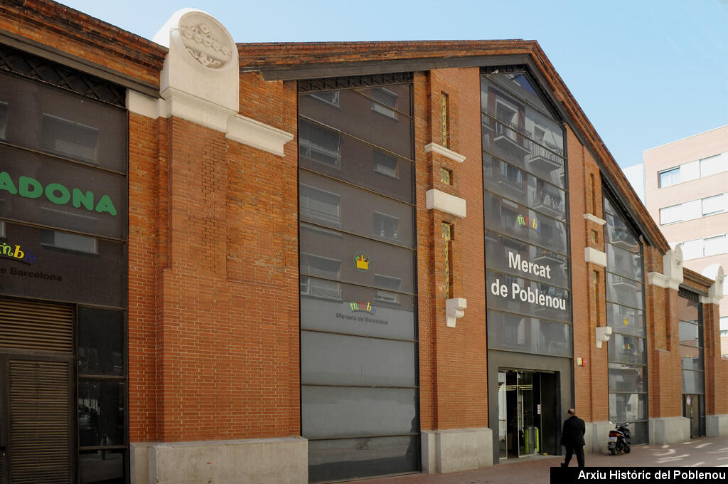 16287 MERCAT POBLENOU 2010