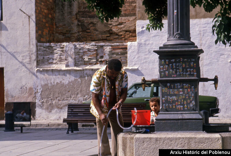 16529 Plaça Prim 1987