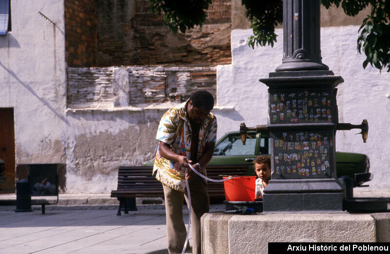 16562 Plaça Prim 1987