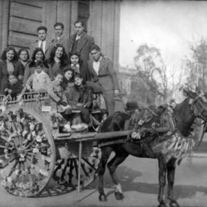 17499 Els tres tombs [1920]