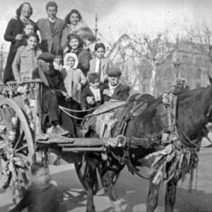 17500 Els tres tombs [1920]