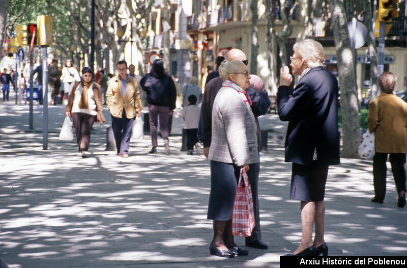 21107 Trobada a la Rambla 2001