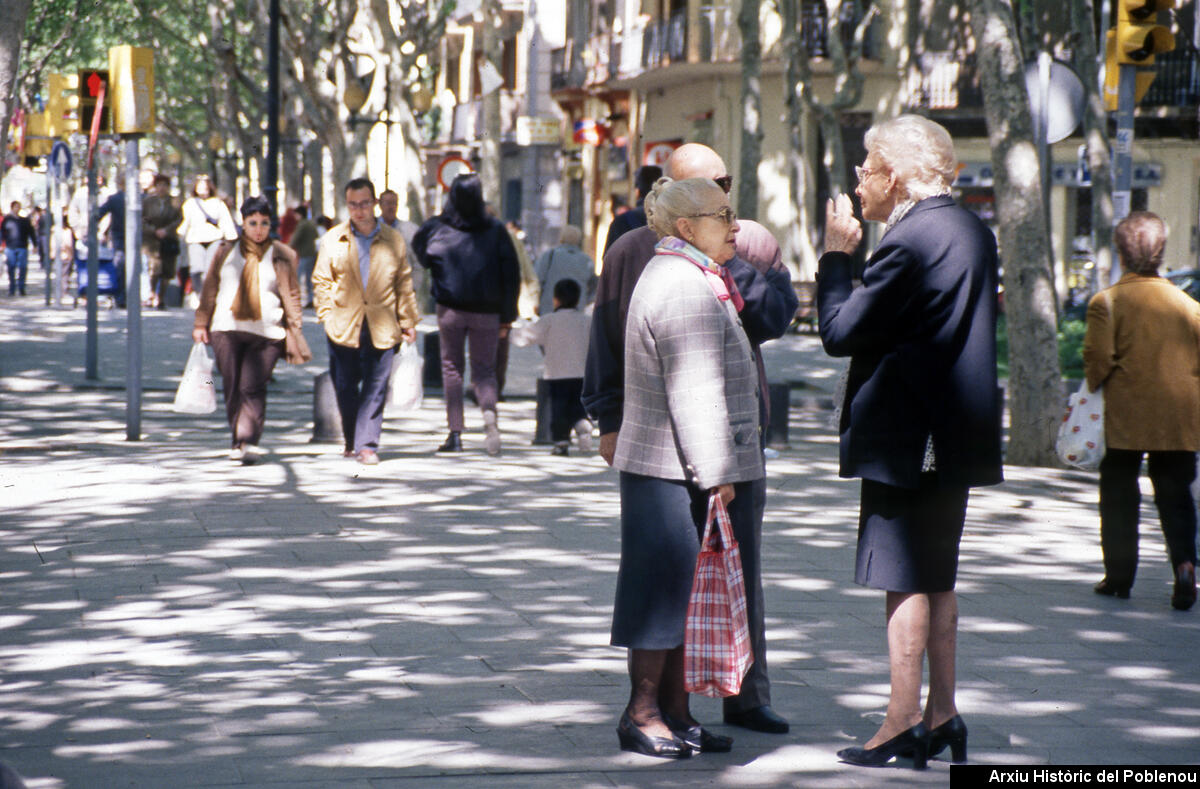 21107 Trobada a la Rambla 2001