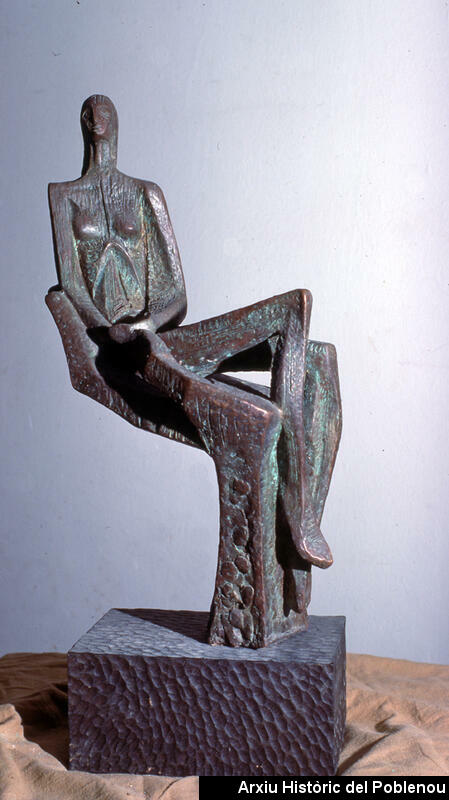 21175 Escultura Ricart 1978