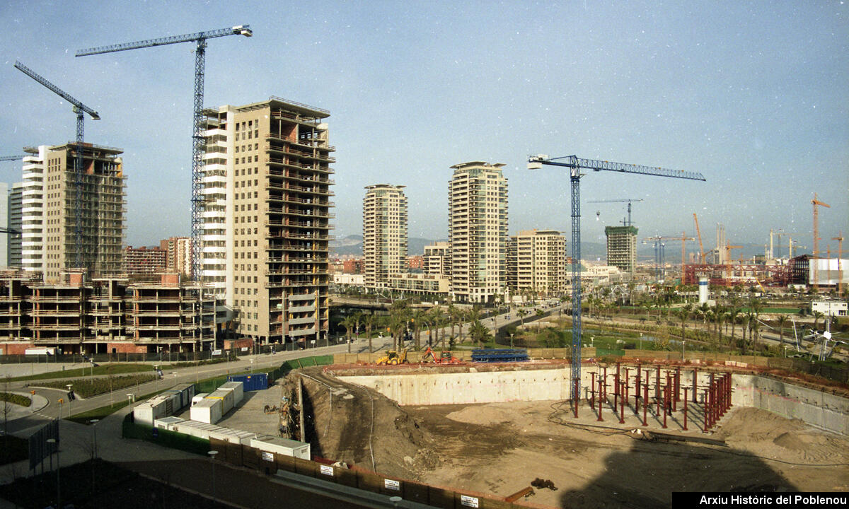 21454 Diagonal Mar [2002]