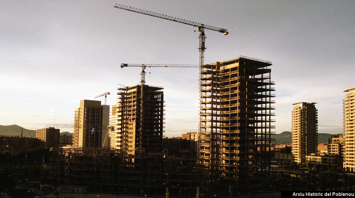 21461 Diagonal Mar [2002]