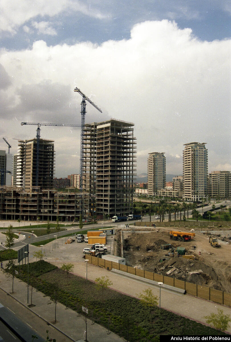 21465 Diagonal Mar [2002]