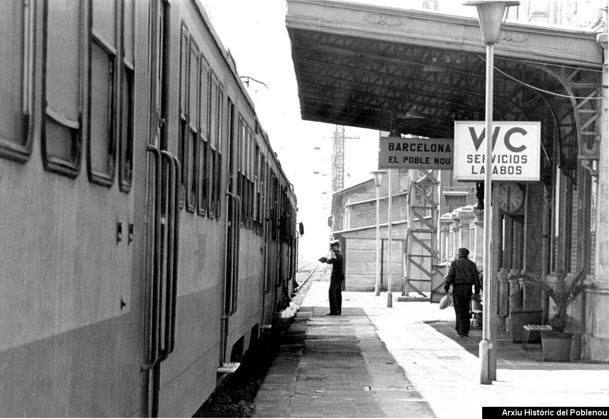 21946 Estació del Poblenou 1988