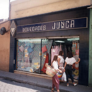 24095 Novedades Juncá 1990