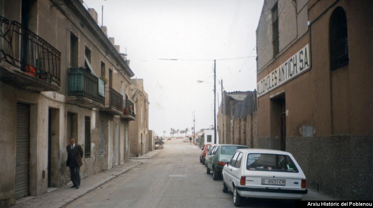 24101 Carrer  de la Jonquera 1989