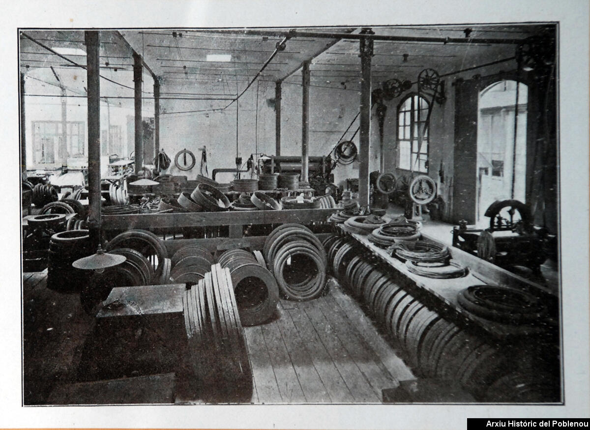 24517 Klein 1921