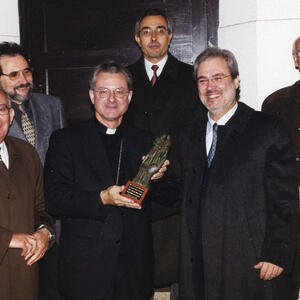 24602 Joan Enric Vives 2001