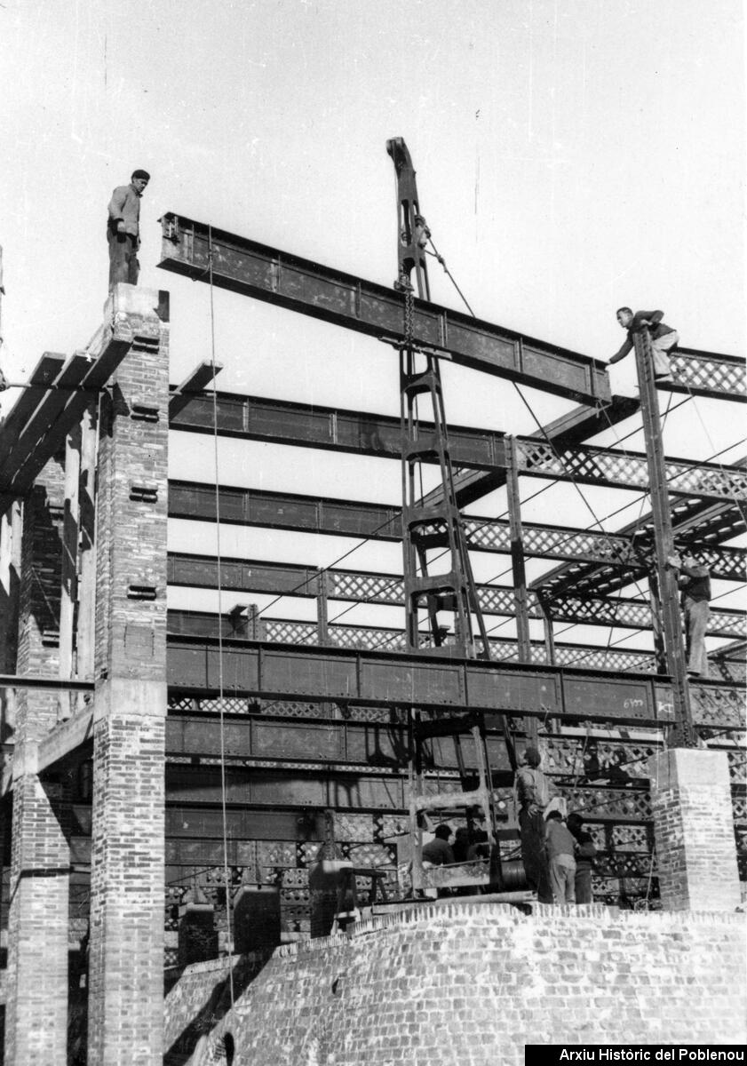 24645 TORRAS HERRERIA Y CONSTRUCCIONES 1946