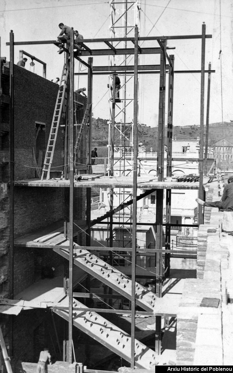 24657 TORRAS HERRERIA Y CONSTRUCCIONES 1944