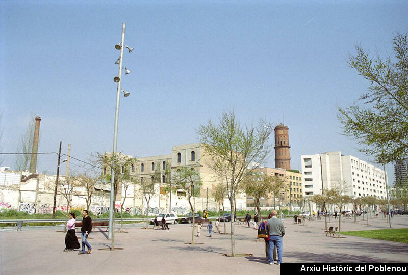 07065 Passeig Taulat 2004