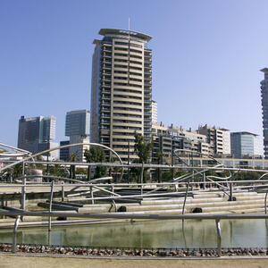 07542 Parc Diagonal Mar 2006