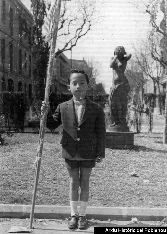 09350 La adolescència 1964