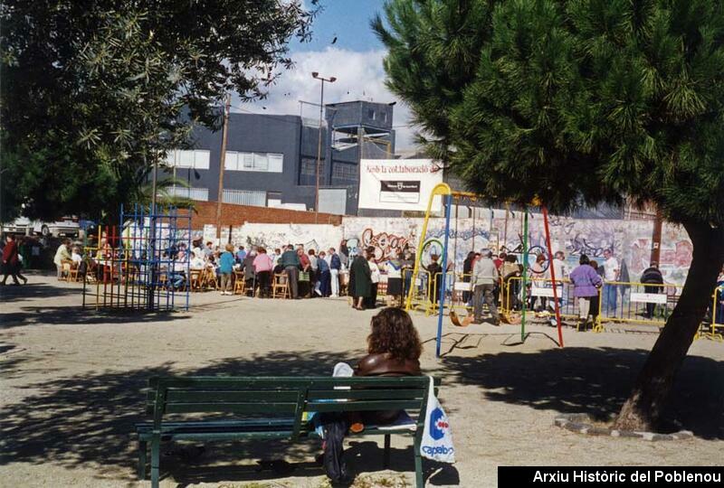 09727 Plaça Vilarasau 1996