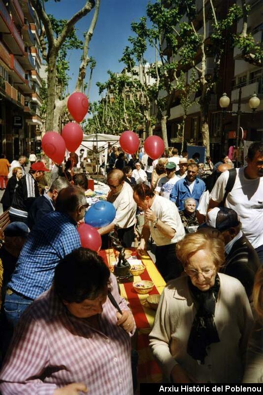 03777 Festes de maig 2002