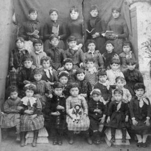 11931 Escola Doña Elodia [1900]