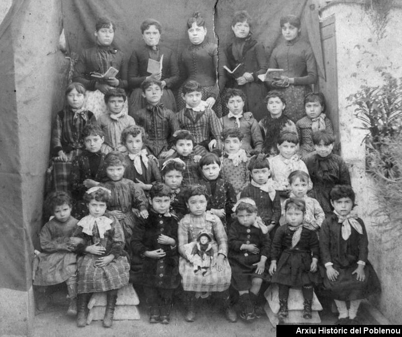 11931 Escola Doña Elodia [1900]