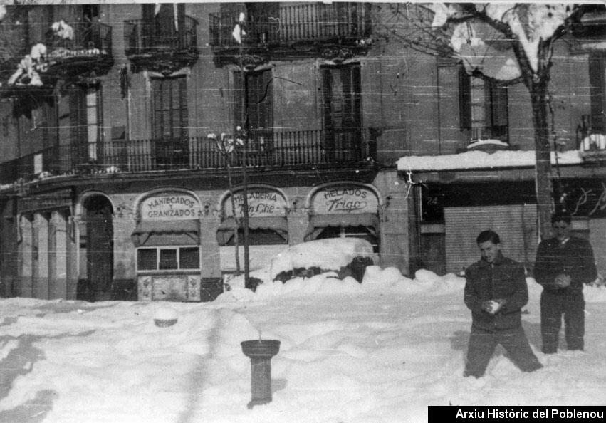 08928 La Rambla amb neu 1962