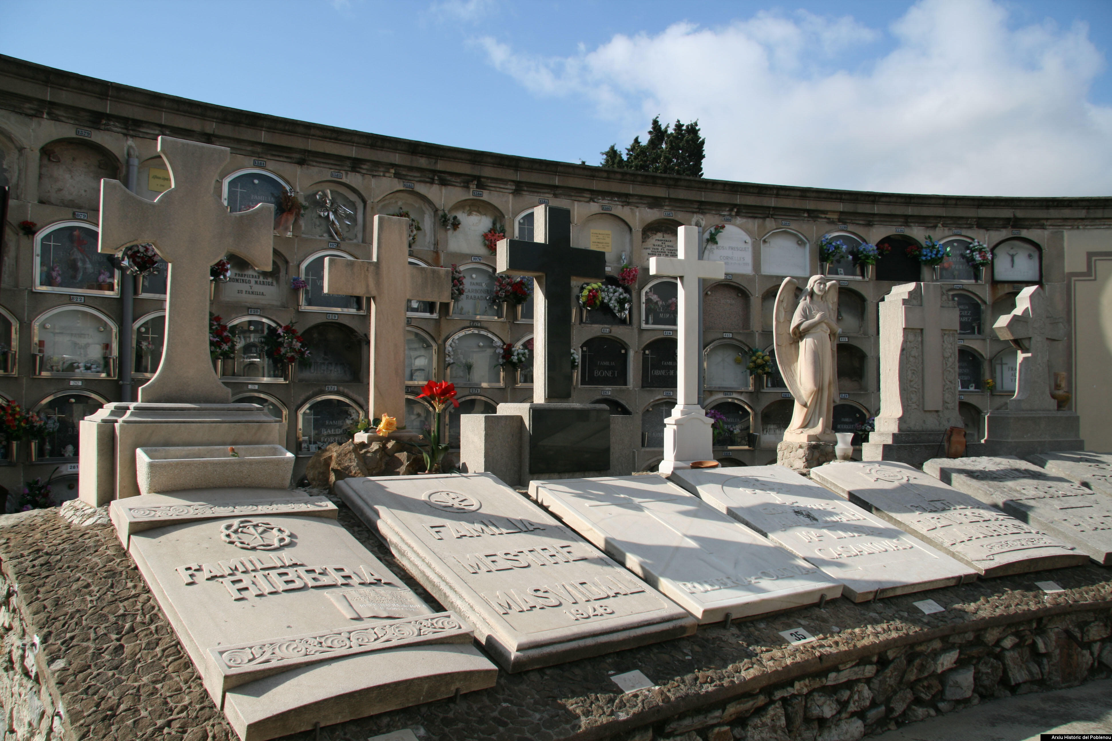 09129 Cementiri de l'est 2008