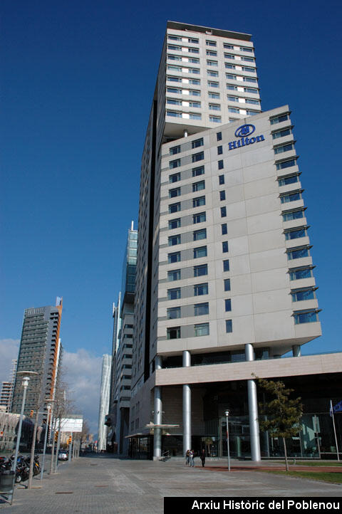 10627 Hotel Hilton 2011