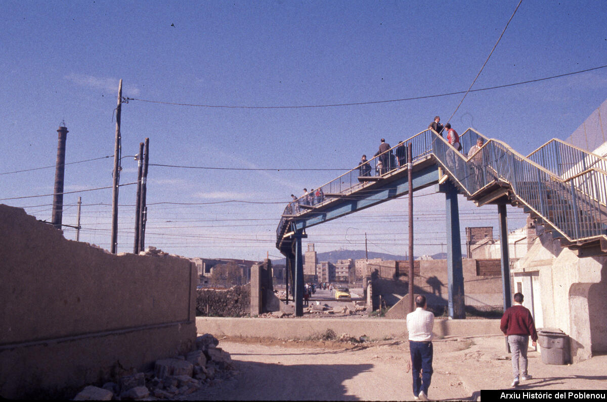 20961 Pont del Gas 1987